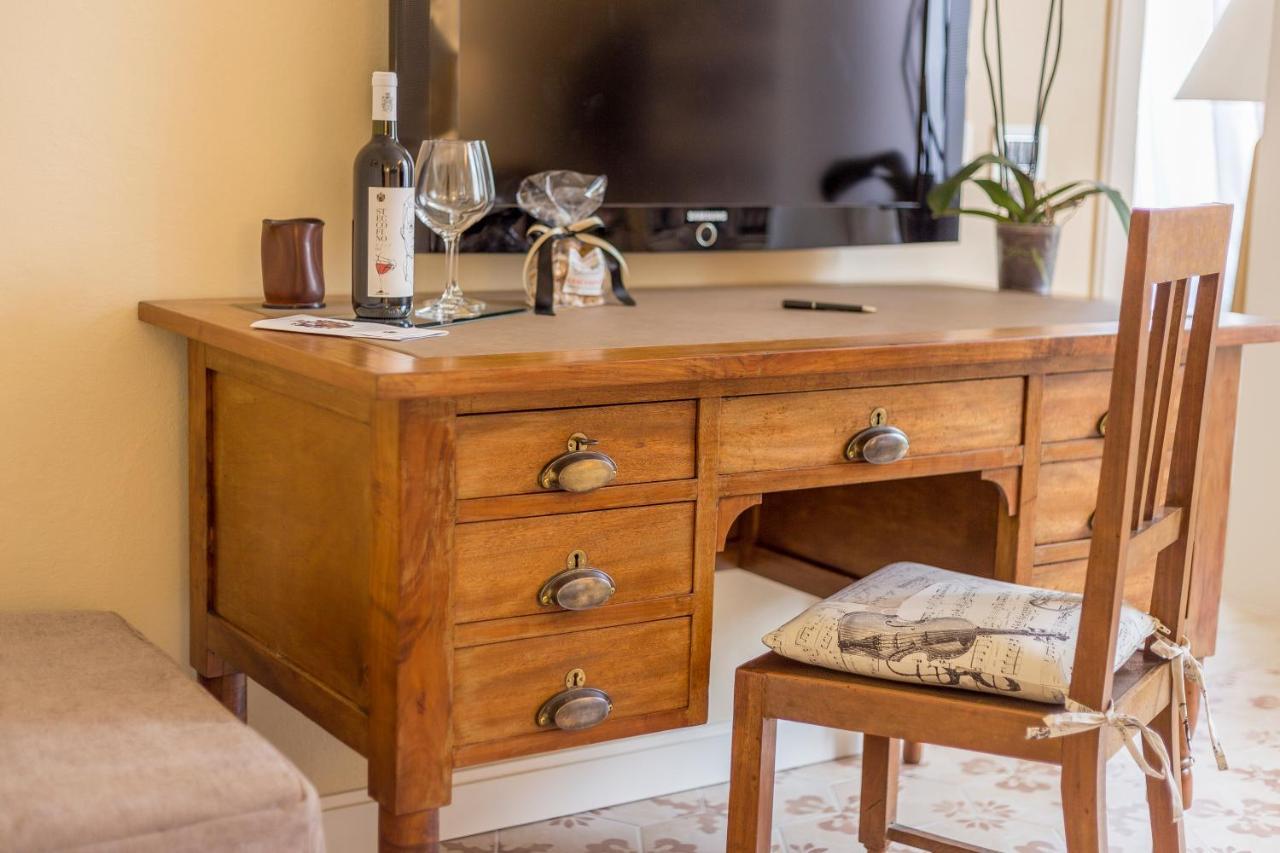 Perle D'Ambra Hotel Lucca Ngoại thất bức ảnh